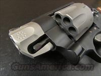 Smith & Wesson Model 327 8-Shot 2".357 Mag 