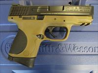 Smith & Wesson M&P40c Compact Flat Dark Earth .40 S&W 10190 Img-1