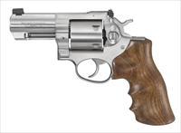 Ruger GP100 TALO Exclusive .44 Special SS & Walnut 3" 1767 