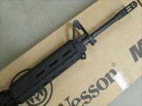 Smith & Wesson M&P15 MOE Mid MAGPUL SPEC SERIES 5.56 NATO 811053 Img-7