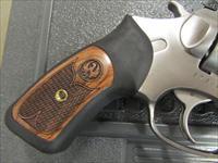 Ruger SP101 Double-Action 4.2 Stainless .327 Fed Mag 5773 Img-4