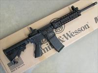 Smith & Wesson Model M&P15T Tactical Rail 5.56 / .223 811041 Img-1