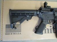 Smith & Wesson Model M&P15T Tactical Rail 5.56 / .223 811041 Img-3