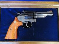 Smith & Wesson Model 19-4 Pennsylvania State Police 75th Anniversary .357 Mag Img-1