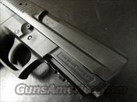 SIG SAUER SP2022 SA/DA .40 S&W