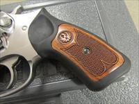 Ruger SP101 4.2 Stainless Double-Action .22 LR 5765 Img-3