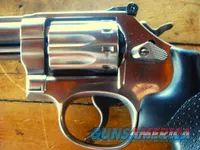  New 617 Smith & Wesson 10 shot, Stainless, Hard Case & Papers