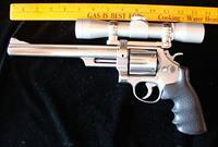  8 3/8 Smith & Wesson 629 w/Leupold Scope & Extras  S&W Img-5
