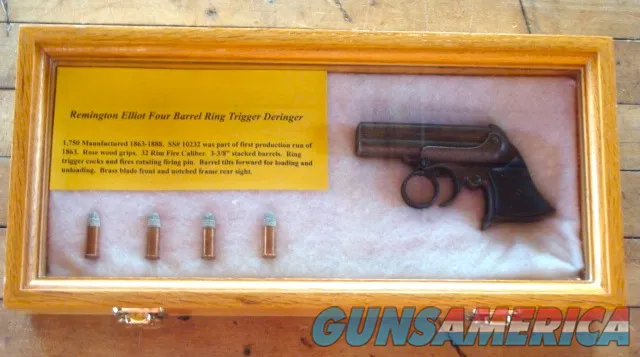Remington 4 Barrel Ring Trigger 32 Rim Fire Deringer w/ Display Case 