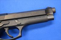 BERETTA 92FS 9mm PISTOL w/BOX & 2 MAGS