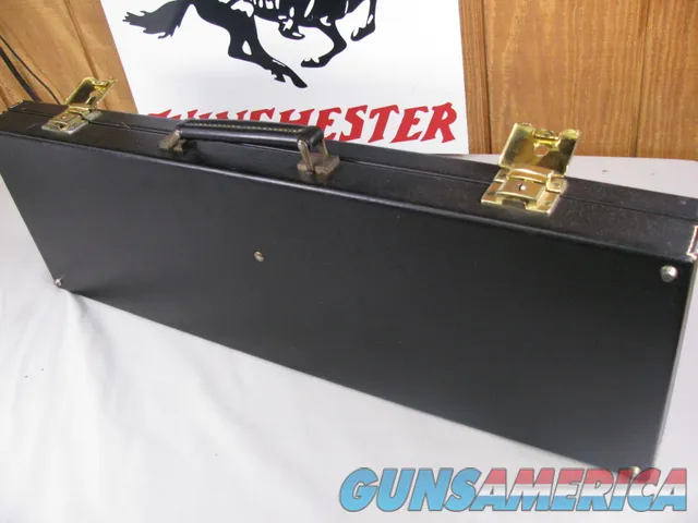 8062  Winchester Black Shotgun case with red interior, Will take up to 27.5  barrels. Img-2