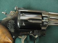 7158 Smith Wesson 53 22 JET 6 inch barrel 1962 mfg excellent box & papers and shell inserts,ramp front adjustable rear site, Diamond walnut grips rare revolver. Img-10