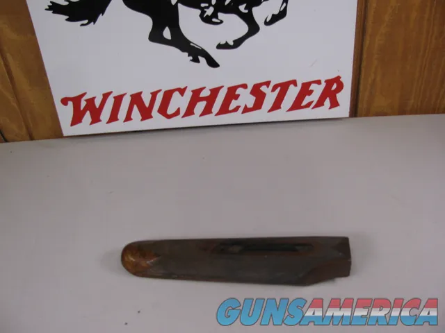 8118  Winchester Model 23 Heavy Duck forearm, 12 Gauge, nice grain Img-1