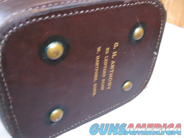 7911 Leather shotgun case. Really nice leather shotgun case. Can open case  Img-2
