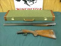 7175 Winchester HEAVY DUCK 12 GAUGE 30 INCH BARELS  full/full, NEW IN WINCHESTER CASE, AA++heavily figured walnut.single select trigger, ejectors, pistl grip with cap,SOLID RIB Winchester butt pad. ALL ORIGINAL MFG IN 1987 only 500 mfg this Img-3