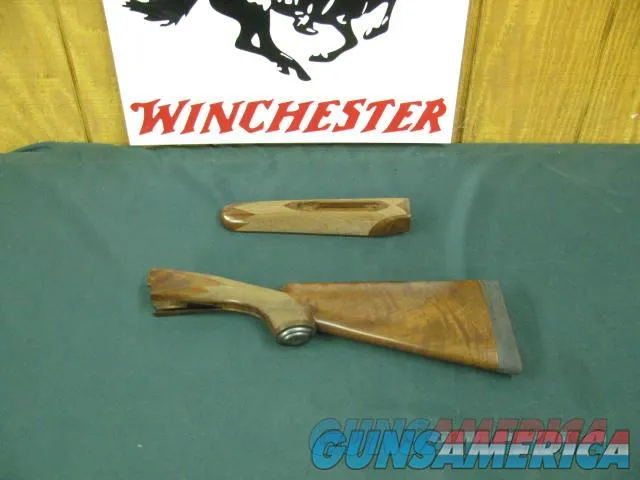 6755 Winchester model 23 LIGHT DUCK 20 gauge, factory NEW OLD STOCK,forend/stock with lots of figure AAA++, normally a set of NOS forend/stock set is $500-750.Also from the Winchester factory I have: model 23 grand canadian 20ga set, model 