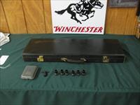 6635 Winchester 101 XTR LIGHTWEIGHT 12 gauge 27 inch barrels, 6 Winchester choks 2 ic, m, im, f, xf, wrench. all original 98% condition, quail pheasants engraved on coin silver receiver, ejectors, vent rib Winchester butt pad, 98% condition Img-1