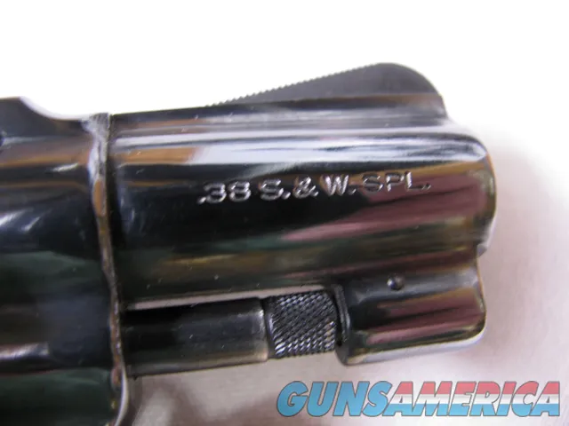 7944  Smith and Wesson 36, 38 Special, Blue Finish, Walnut Grips, MFG 1979, Img-6
