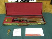 7271 Winchester 23 Classic 410 gauge 26 barrels mod/full, AAA++FANCY WALNLUT. NOT A MARK ON IT. AS NEW IN NEW CASE,PAPERS, vent rib, single select trigger,ejectors, pistol grip with cap, keys, Winchester correct case, Winchester butt pad.lu Img-4