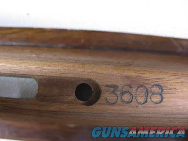 8100 Winchester 101 12 gauge forearm, with iron latch, clean, does have some handling marks Img-7