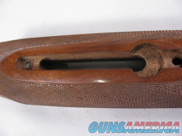 8121 Winchester Model 23 Classic 28 Gauge forearm, has a black inlay, nice wood Img-3