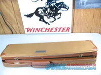7909   Parker reproduction by Winchester DHE 20 gauge, 26 inch barrels, 2 ¾ chambers, ic/mod, fixed chokes, straight grip,  S