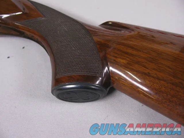 8112  Winchester 101 20 Gauge stock, wood measures 14 , and with the pad it measures 15 , nice dark wood. Pistol grip Img-4