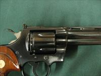 6956 Colt Python 357 cal 6 inch barrel,NEW IN CORRECT BOX SERIALIZED TO GUN,all papers, adjustable rear site, wood grips,from private collector-never offered for sale before-- not a mark on it. NEW IN BOX S/N k7641X  Img-7