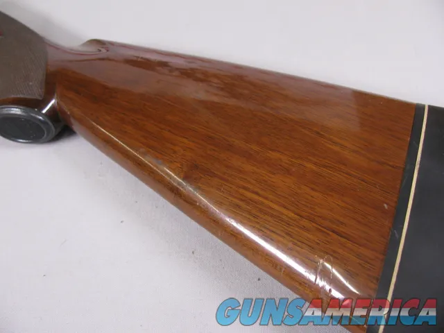 8110  Winchester 101 12 gauge stock, the wood measures 14 , with the pad it measures 15 , pistol grip.  Img-2