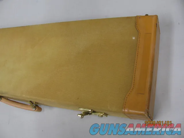 7805  Winchester 101 Golden Quail Hard case. It has the original keys. Only 500 made of these cases, complete your Golden Quail.  Img-3