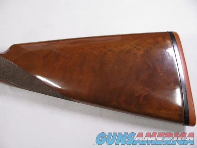 7751 Winchester 101 Pigeon FEATHERWEIGHT 12 gauge 26 barrels ic/im,STRAIGHT GRIP, 99% Winchester pad, Correct Winchester box serialized to the gun. A++Fancy figured walnut, vent rib, ejectors 1Pheasant and 2 quail engraved on coin silver re Img-3