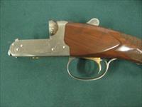 7223 Winchester 23 GOLDEN QUAIL 28 gauge 26 barrels ic/mod, 99% condition, all original, solid rib, ejectors, STRAIGHT GRIP, Winchester pad. dogs/quail engraved coin silver receiver,single select trigger, beaver tail forend.GOLD RAISE RELIE Img-3