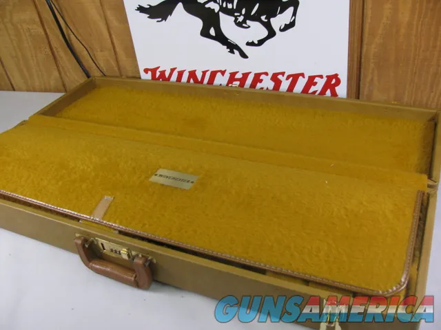 8079  Winchester Tan/Yellow Shotgun case trunk style. Yellow interior. Great condition will fit up to a 32 Barrel.  Img-2