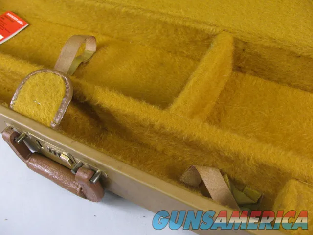 8079  Winchester Tan/Yellow Shotgun case trunk style. Yellow interior. Great condition will fit up to a 32 Barrel.  Img-5