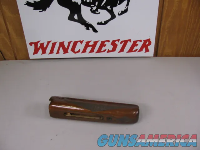 8101 Winchester 101 12 Gauge Forearm, clean nice wood Img-1