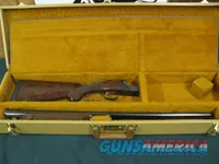 7194 Winchester 23 LIGHT DUCK 20 gauge 28 barrels 3 inch chambers, called"LADY DUCK", single select trigger ejectors,pistol grip, Wincester pad, Winchester correct case, FANCEY HIGHLY FIGURED WALNUT AAA+++. RAISED SOLID RIB. opens closes ti