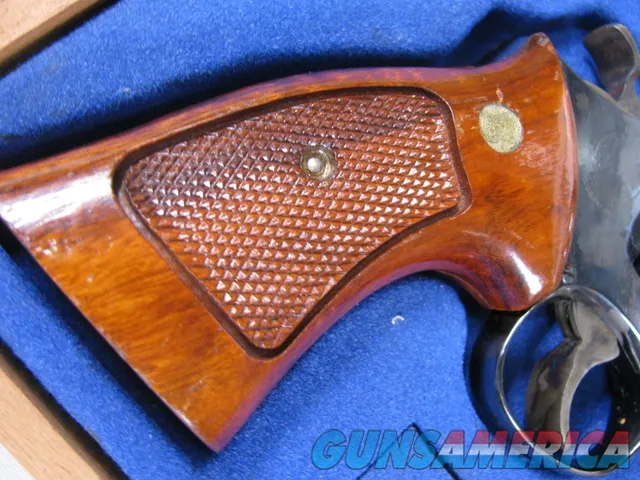 7943  Smith and Wesson  25-5, 45 Long Colt, Goncalo Alves Grips, Blue Finis Img-3