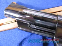 7943  Smith and Wesson  25-5, 45 Long Colt, Goncalo Alves Grips, Blue Finis