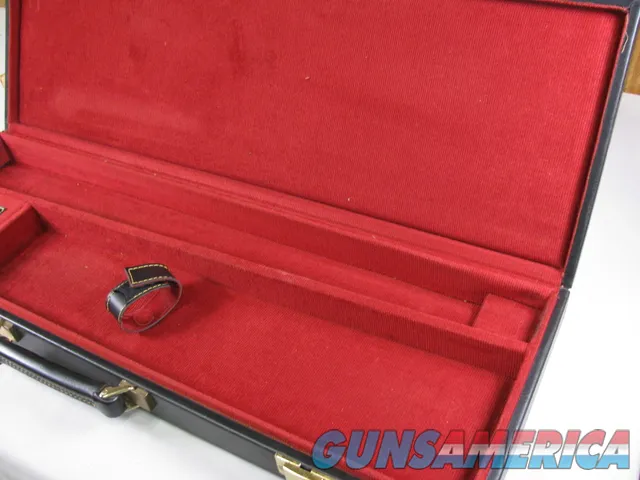 7956  Winchester Shotgun case with red interior, Has a key and Original Box Img-7