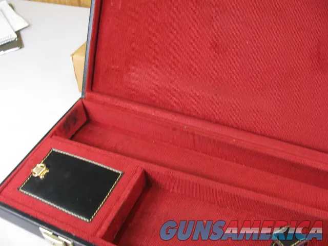 7956  Winchester Shotgun case with red interior, Has a key and Original Box Img-8
