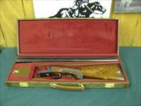 6800 Winchester 23 Classic 12 gauge 26 inch barrels ic/mod, vent rib single select trigger, GOLD RAISED RELIEF PHEASANT ON BOTTOM OF RECEIVER, all original,Winchester case,ejectors, beavertail,pistol grip with cap.AAA++Fancy tiger striped w Img-2