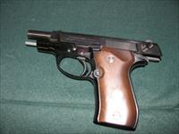 7438 Browning BDA 380 4 inch barrel 98 shells, 99% condition. fixed sites, 2 mags, medallion wood grips. just like new. Img-3