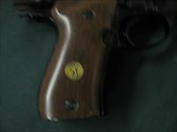 7438 Browning BDA 380 4 inch barrel 98 shells, 99% condition. fixed sites, 2 mags, medallion wood grips. just like new. Img-11