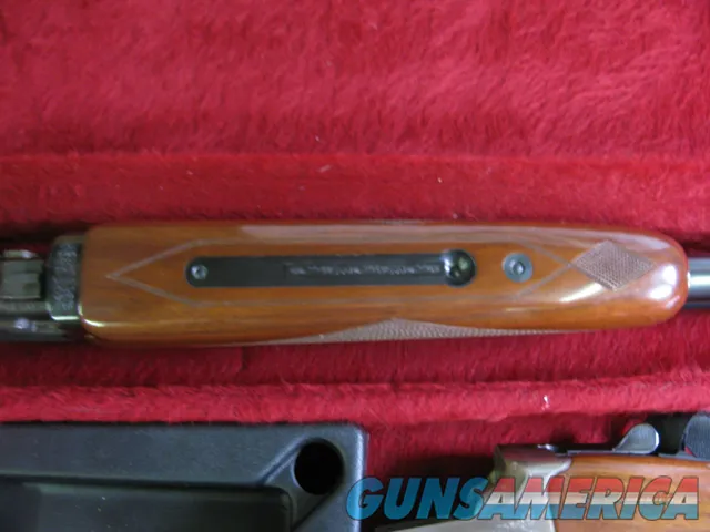 7713 Winchester 101 LIGHTWEIGHT 12 gauge 27 inch barrels, 6 winchokes sk ic m im f xf wrench choke pouches, Winchester pamphlets, keys, Correct Winchester case, 2 white beads, ejectors, pistol grip, Winchester pad, 100% all original, 99.9%  Img-12
