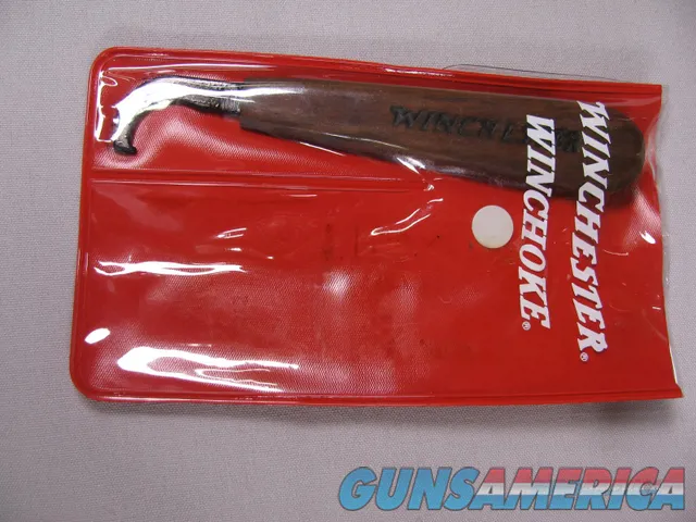 7836  Winchester wood handled chokes wrench and Winchester choke bag-NOS- These are in fantastic condition. Finish off your collectible shotgun  Img-4
