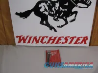 7836  Winchester wood handled chokes wrench and Winchester choke bag-NOS- These are in fantastic condition. Finish off your collectible shotgun! 