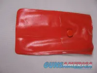 7836  Winchester wood handled chokes wrench and Winchester choke bag-NOS- These are in fantastic condition. Finish off your collectible shotgun! 