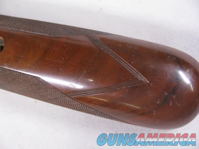 8126  Winchester 23, 12 Gauge Forearm, Nice Dark wood, Has some small handling marks. Img-4