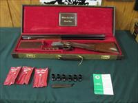 6562 Winchester Quail Special 20ga  3inch chambers,8 winchokes 2sk,2ic, 2mod, 2full, 3choke pouches, wrench,snap caps,STRAIGHT GRIP,CORRECT Winchester Case,only 500 made,AAA+Fancy figured Walnut, coin silver dog quail engraved receiver,vent Img-1