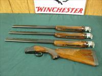 7206 Winchester 101 field skeet set 20ga 28 ga 410gauge2.5 inch chamber 28 inch barrels, 99% condition, 2 brass beads,early good one original Winchester carrying case. Limbsaver butt pad lop 14 3/4. opens closes tite, bores brite shiny, Img-5